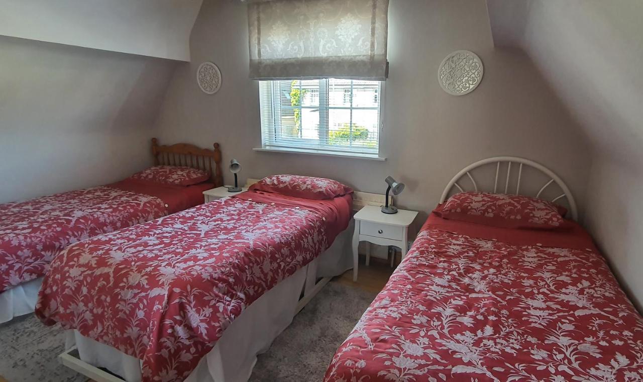 124 ,Castlelawn Heights, Headford Road Galway Homestay Kültér fotó