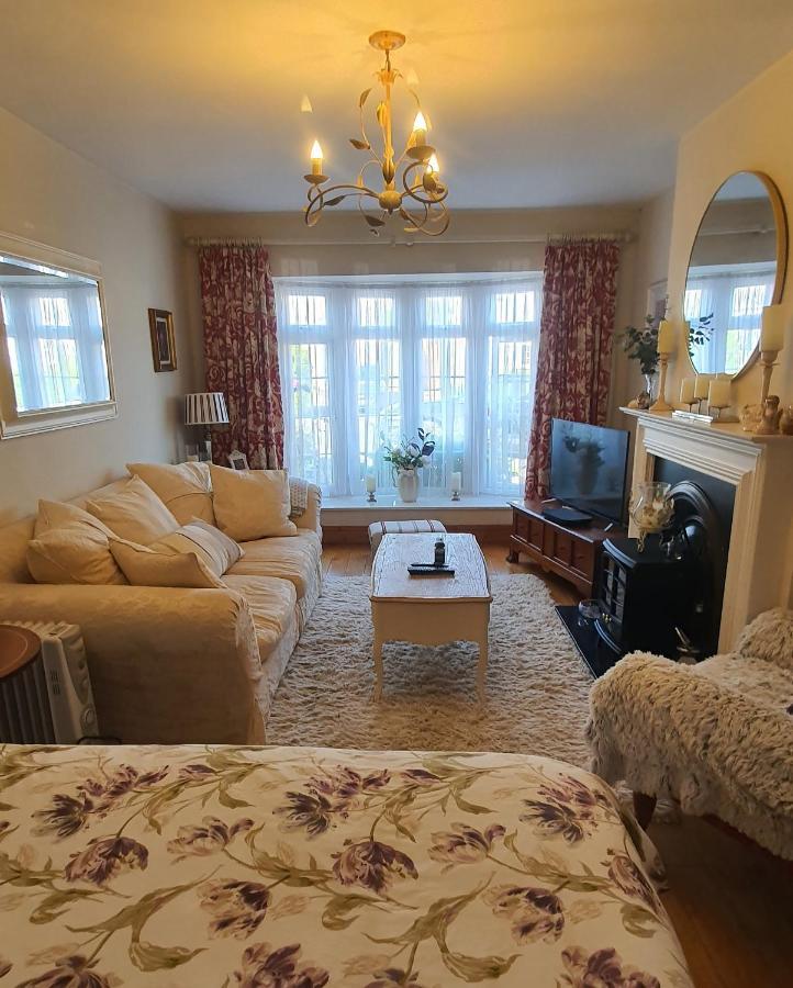 124 ,Castlelawn Heights, Headford Road Galway Homestay Kültér fotó